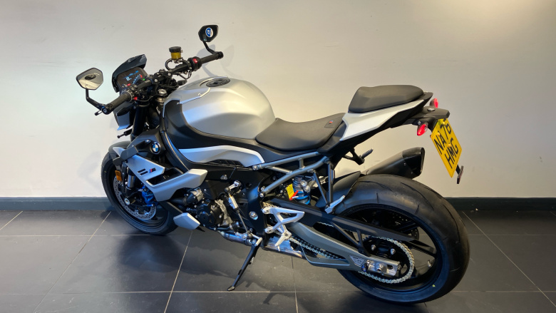 BMW M 1000 R (25MY)